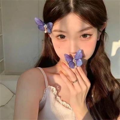黑白姊妹
